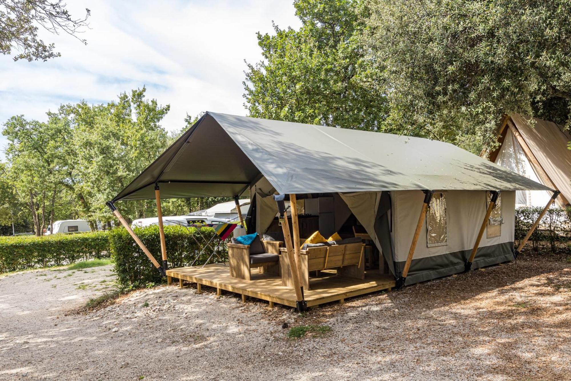 Easyatent Fkk Safari Tent Solaris Naturist - Clothes Free Porec Bilik gambar